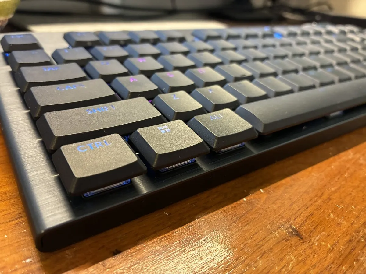 Logitech G915 X 本体